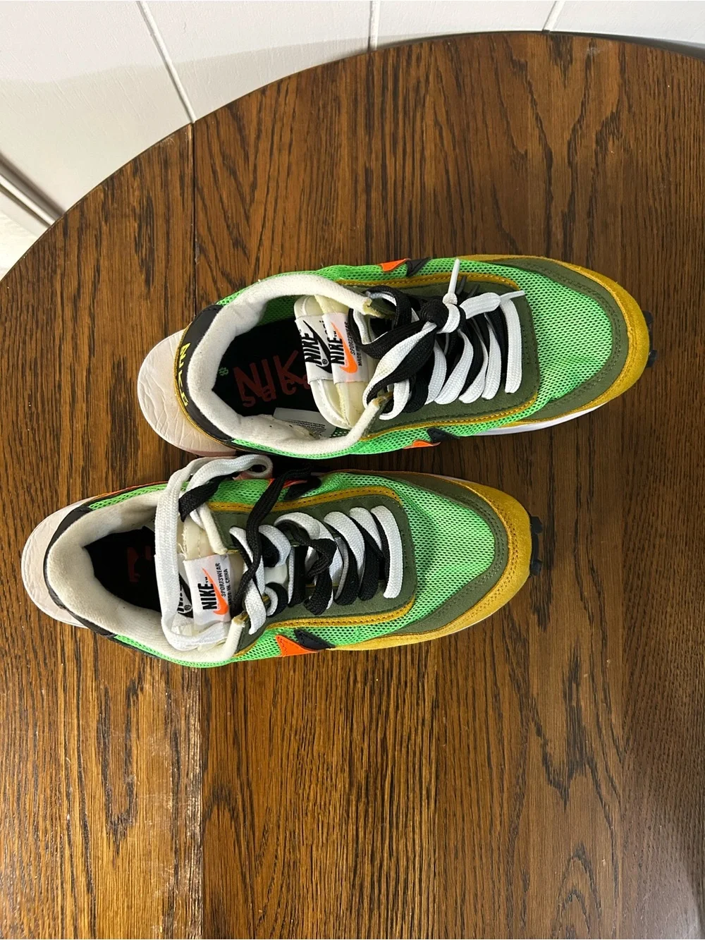 Nike vibrant mesh